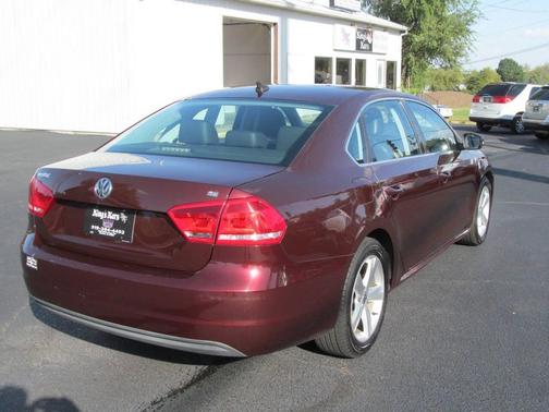 2012 Volkswagen Passat 2.5 SE