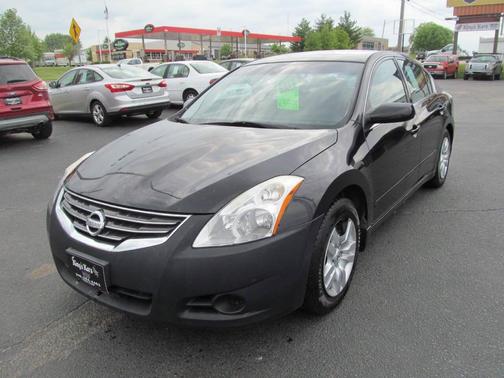BLACK 2010 Nissan Altima 2.5 S