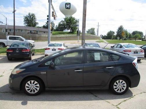 2013 Toyota Prius Plug-in Base