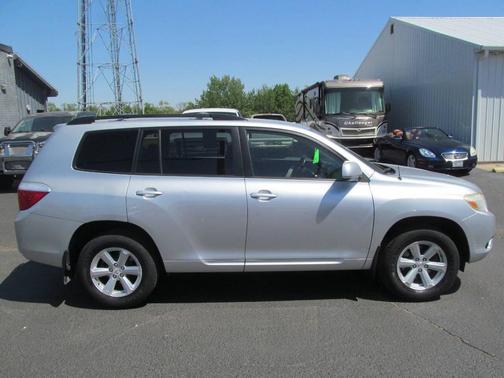 SILVER 2008 Toyota Highlander Base