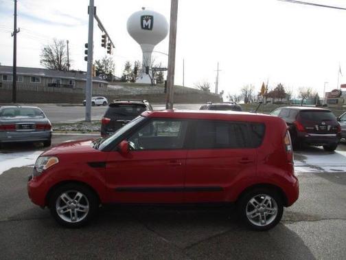 2011 Kia Soul +
