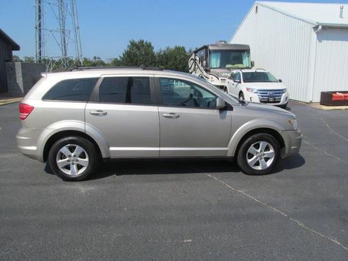 TAN 2009 Dodge Journey SXT
