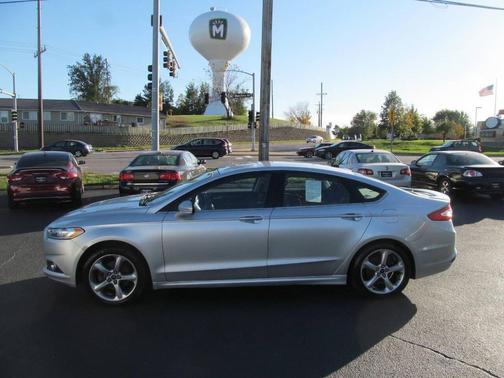 2014 Ford Fusion SE
