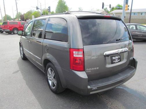 GRAY 2010 Dodge Grand Caravan SXT