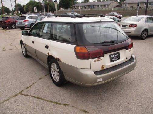 2002 Subaru Outback Base