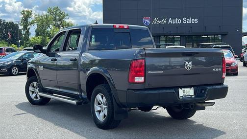 2018 RAM 1500 SLT