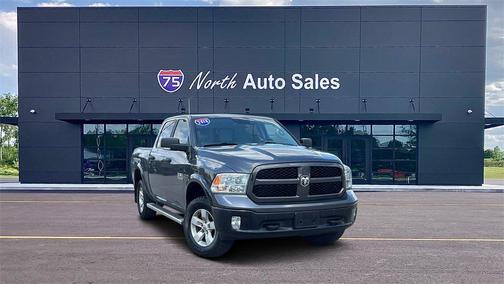 2018 RAM 1500 SLT