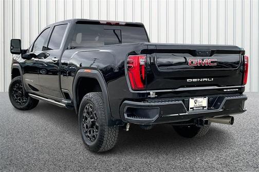 2024 GMC Sierra 2500 Denali