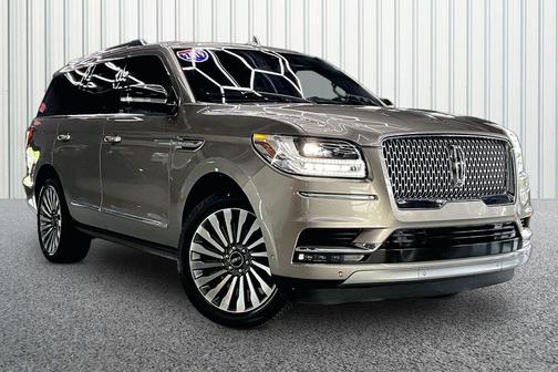 Tan 2019 Lincoln Navigator Reserve