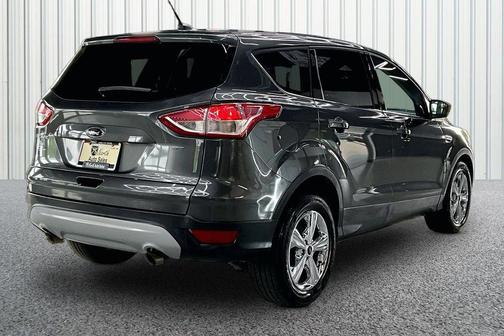 Magnetic 2016 Ford Escape SE