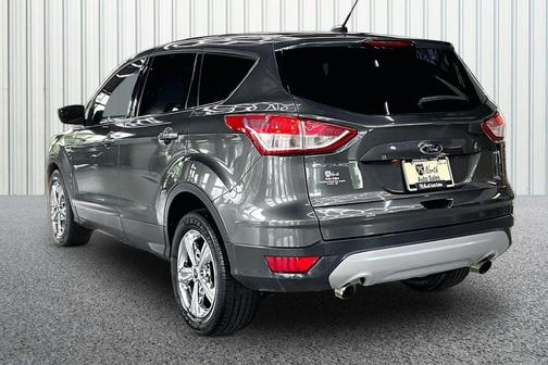 Magnetic 2016 Ford Escape SE