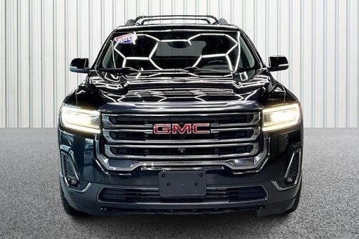 2022 GMC Acadia AT4