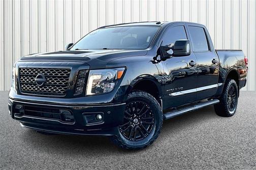 2018 Nissan Titan SV