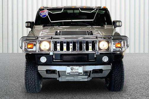 Pewter Metallic 2005 Hummer H2 Base