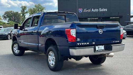 2017 Nissan Titan XD SV