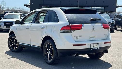 2013 Lincoln MKX Base