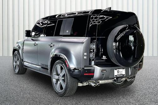 Carpathian Grey Premium Metallic 2023 Land Rover Defender 110 Carpathian Edition