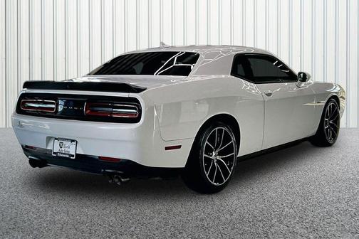 Bright White Clearcoat 2015 Dodge Challenger R/T Plus