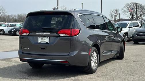 2018 Chrysler Pacifica Touring-L Plus
