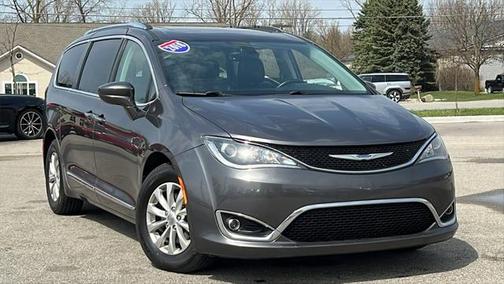 2018 Chrysler Pacifica Touring-L Plus