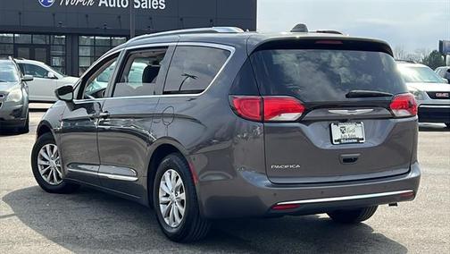2018 Chrysler Pacifica Touring-L Plus