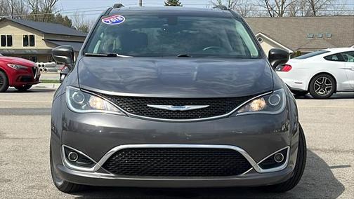 2018 Chrysler Pacifica Touring-L Plus