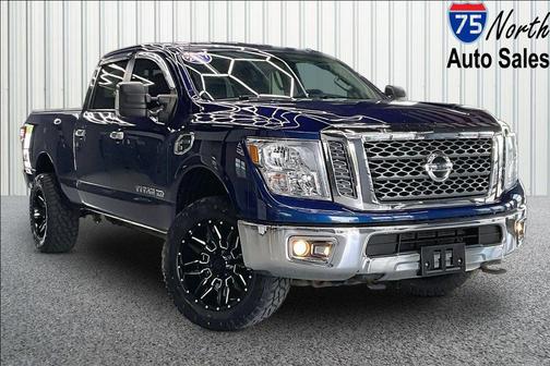 Deep Blue Pearl 2017 Nissan Titan XD SV