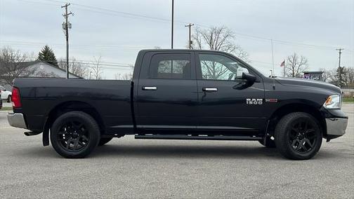 2017 RAM 1500 SLT