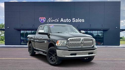 2017 RAM 1500 SLT