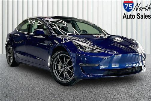 Deep Blue Metallic 2021 Tesla Model 3 Standard Range Plus