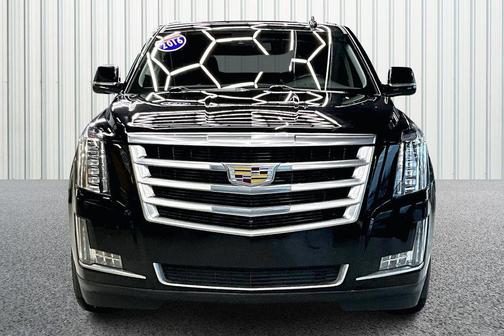 2016 Cadillac Escalade Luxury