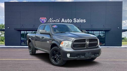 2018 RAM 1500 SLT