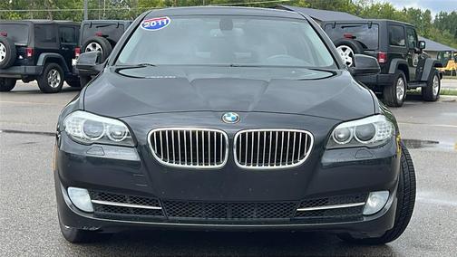 Black Sapphire Metallic 2011 BMW 535 535i