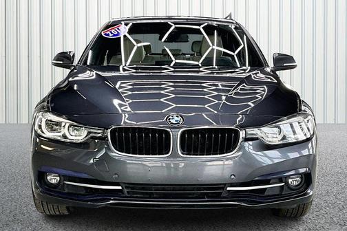 2018 BMW 330 xDrive