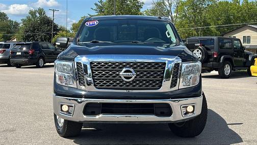 2018 Nissan Titan SV
