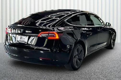 2019 Tesla Model 3 Standard Range