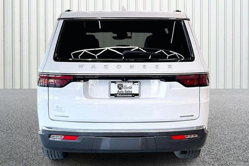 Bright White Clearcoat 2022 Jeep Wagoneer Series III