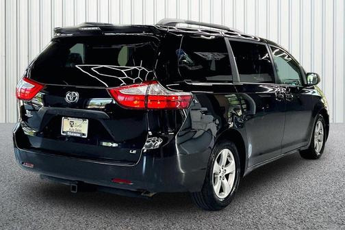 Attitude Black 2015 Toyota Sienna LE