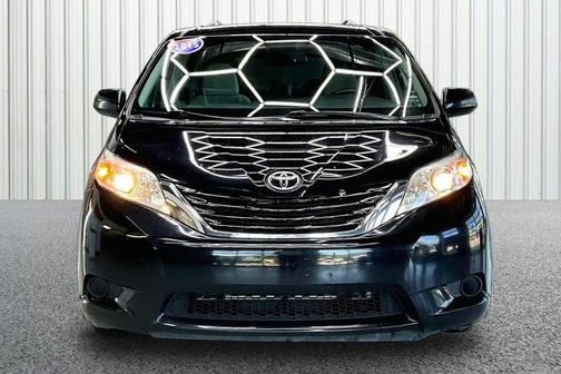 Attitude Black 2015 Toyota Sienna LE