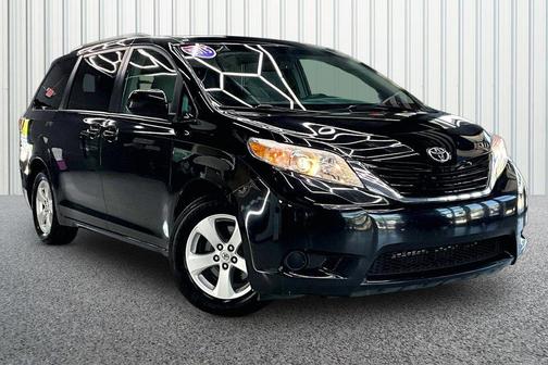 Attitude Black 2015 Toyota Sienna LE