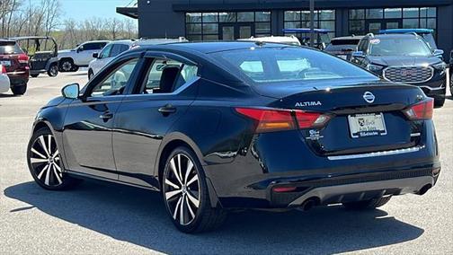 2019 Nissan Altima 2.0 SR