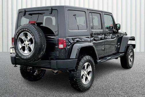 2017 Jeep Wrangler Unlimited Sahara