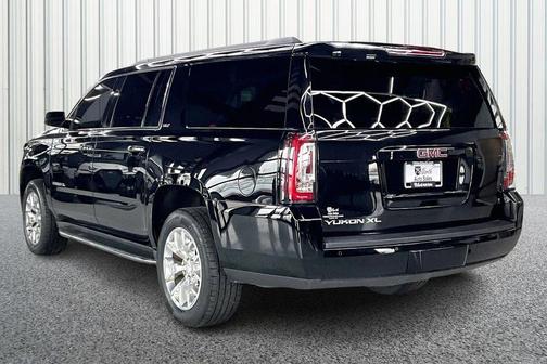 2016 GMC Yukon XL SLT