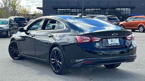2021 Chevrolet Malibu FWD LT