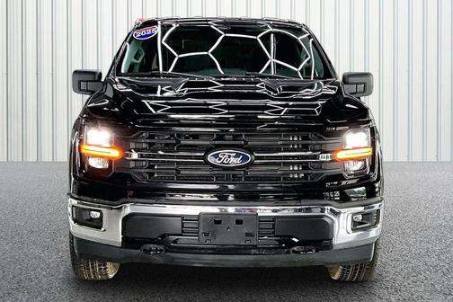 Agate Black Metallic 2025 Ford F-150 XLT