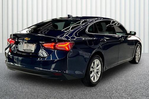 Northsky Blue Metallic 2022 Chevrolet Malibu FWD LT