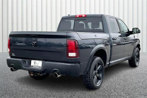 2019 RAM 1500 SLT