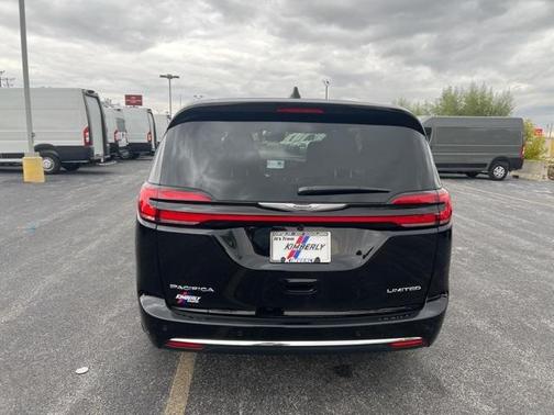 2026 Chrysler Pacifica Limited
