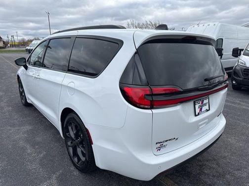 2024 Chrysler Pacifica Limited