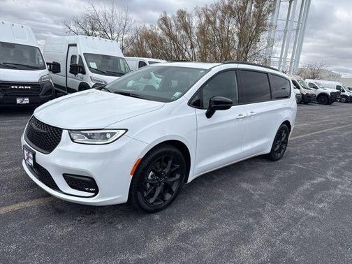 2024 Chrysler Pacifica Limited